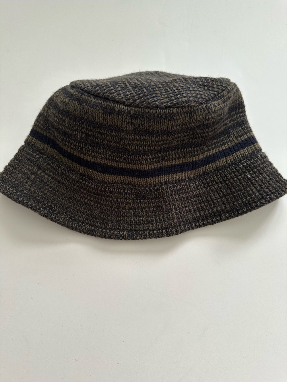 J. Crew Olive and Black Knit Bucket Hat for Kids fully lined 2000s